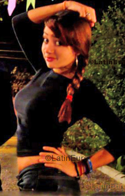 Date this beautiful Brazil girl Maira from Cachoeiras De Macacu BR159