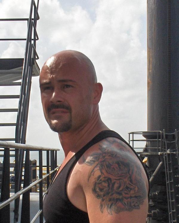 Date this hot United States man William4u from tampa US111