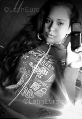 Date this gorgeous Brazil girl Aurea Patricia from Sao Leopoldo BR196