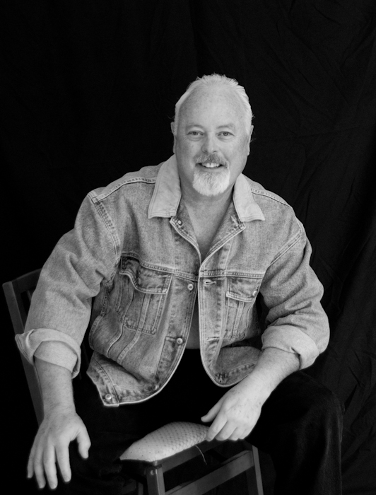 Date this tall United States man Frederick from Monterey BR205