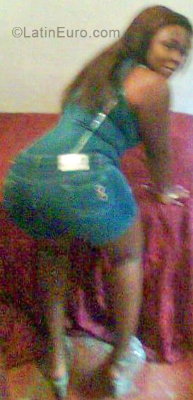 Date this young Brazil girl Denise from Rio De Janeiro BR238