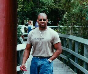Date this hard body United States man Nate from Miami DO178