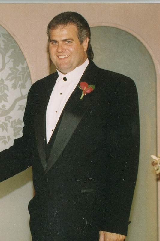 Date this beautiful United States man Thomas from Waupun US416