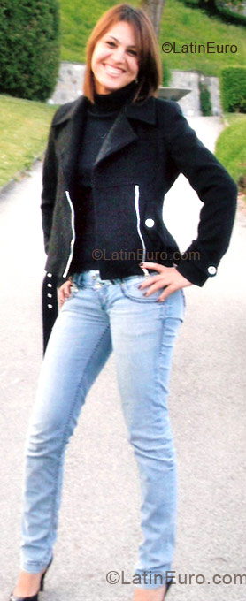 Date this charming Brazil girl Alessandra from Belo Jardim BR286