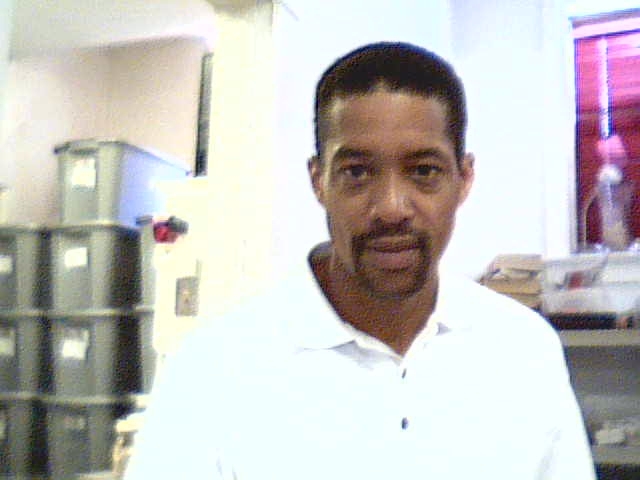 Date this charming United States man Charles from Kansas City US526
