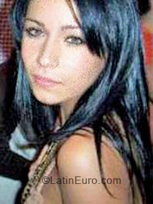 Date this young Colombia girl Lorena from Manizales CO211