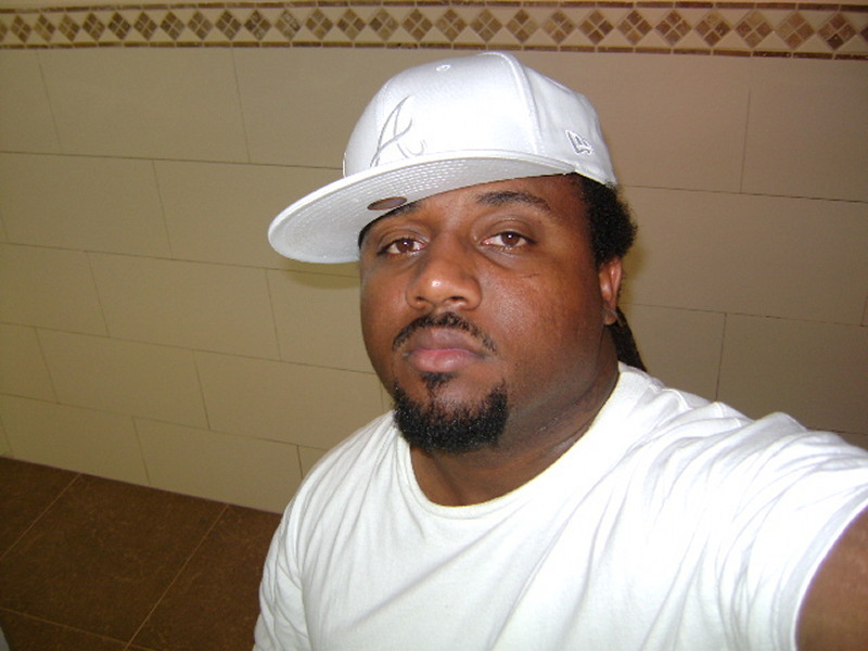Date this young United States man Soul_Food_ from Jacksonville US561