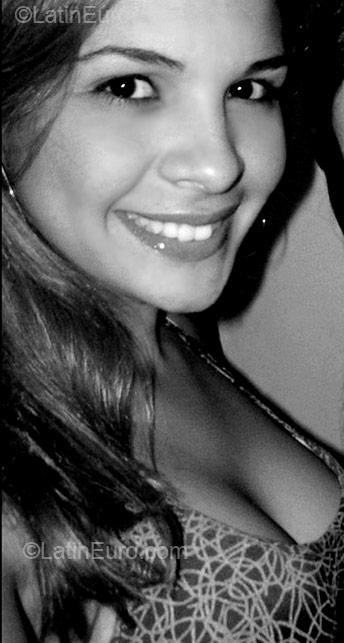 Date this hot Brazil girl Ana Beatriz from Nazare Da Mata BR330