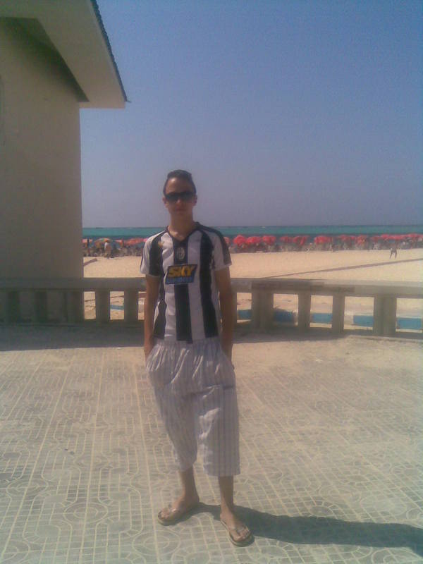 Date this exotic Egypt man Omar from Cairo EG4