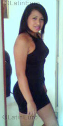 Date this hot Colombia girl Adriana from Cali CO277