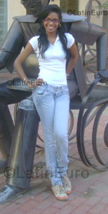 Date this lovely Colombia girl Shirley from Turbaco CO279