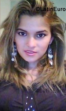 Date this gorgeous Colombia girl Johana from Bogota CO283