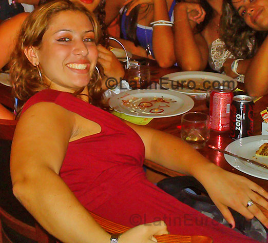 Date this attractive Brazil girl Serlayne Marins from Itaborai BR413