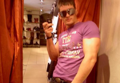Date this stunning United States man Carl from Columbus US972