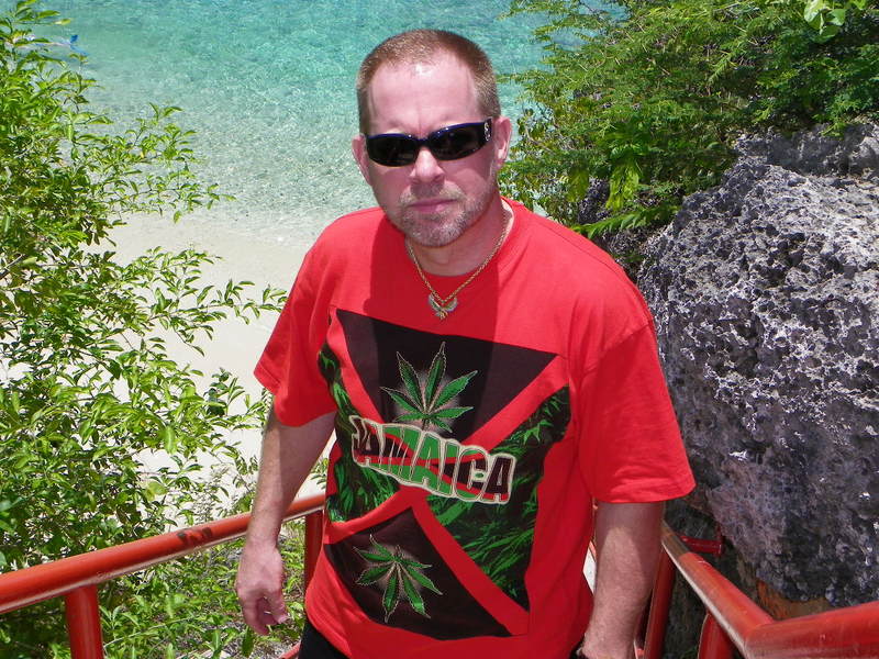 Date this fun United States man SXXYWHTBOY from Dallas US1037
