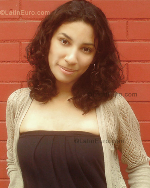 Date this tall Brazil girl Ana Carolina from Rio De Janeiro BR474