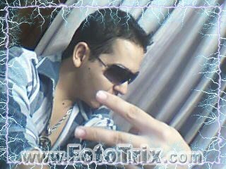 Date this happy United Kingdom man IDREES2010 from London GB63