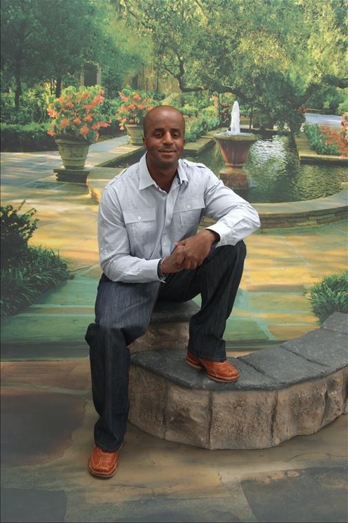 Date this fun United States man Walter from Columbus US1298