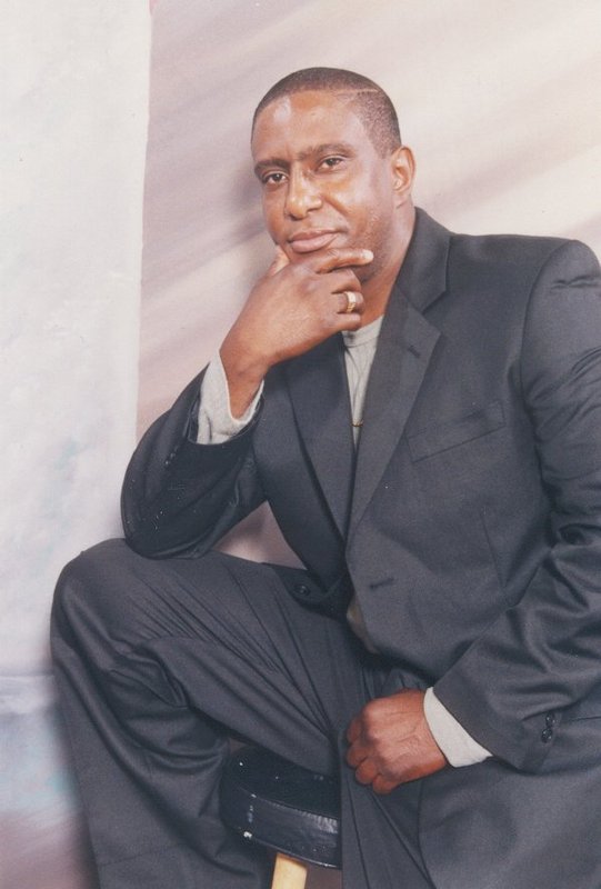 Date this charming United States man Anderson from Lauderhill US1456