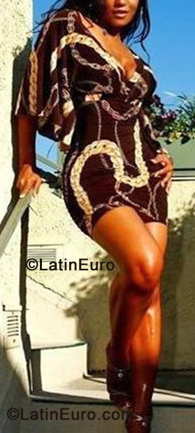 Date this stunning Colombia girl Wbielly from Villavicencio CO534
