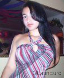 Date this voluptuous Colombia girl Laura from Medellin CO561