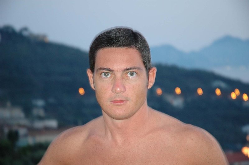Date this sensual Italy man Fabrizio from Napoli IT21