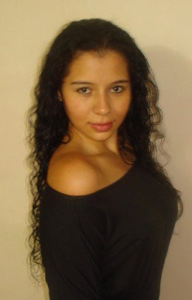 Date this sultry Colombia girl Leidy Jhoanna from Cali CO601
