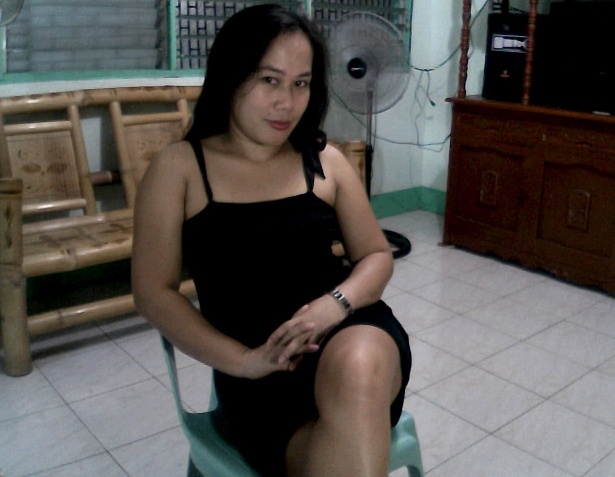 Date this tall Philippines girl Sexyvina from san carlos city CA68