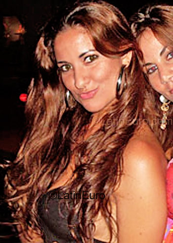 Date this beautiful Brazil girl Rosana from Salvador BR939
