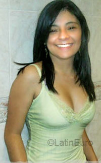 Date this sultry Colombia girl Erika Patricia from Circasia CO673
