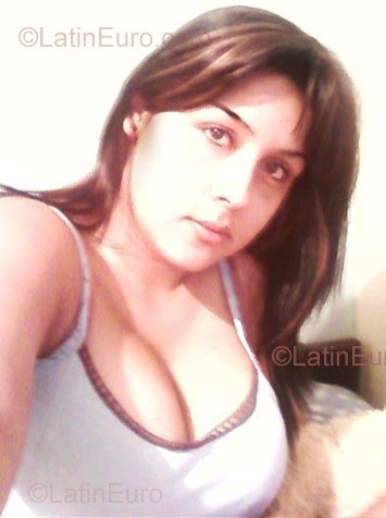 Date this beautiful Colombia girl Yely Andrea from Medellin CO717