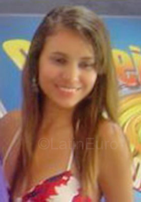 Date this hot Brazil girl Jessica from Marica BR998