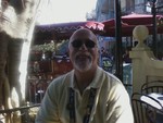 voluptuous United States man Esteban from San Rafael US2259