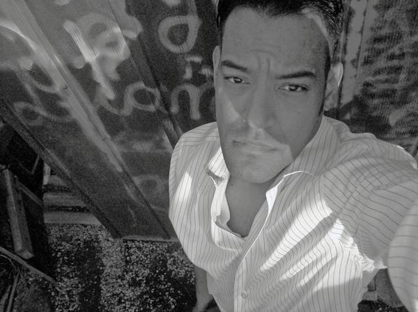 Date this tall United States man Juan from San Antonio US2290