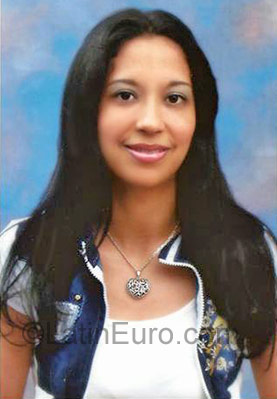 Date this cute Colombia girl Aleyda from Santo Domingo CO743