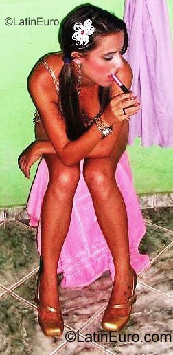 Date this young Brazil girl Renata from Governador Nunes Freire BR1054