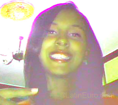 Date this beautiful Dominican Republic girl Yosmerlin Altagracia from La Vega DO921