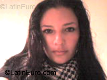 Date this stunning Colombia girl Karolin from Bogota CO836