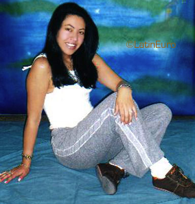 Date this stunning Colombia girl Maria Eugenia from Bogota CO852