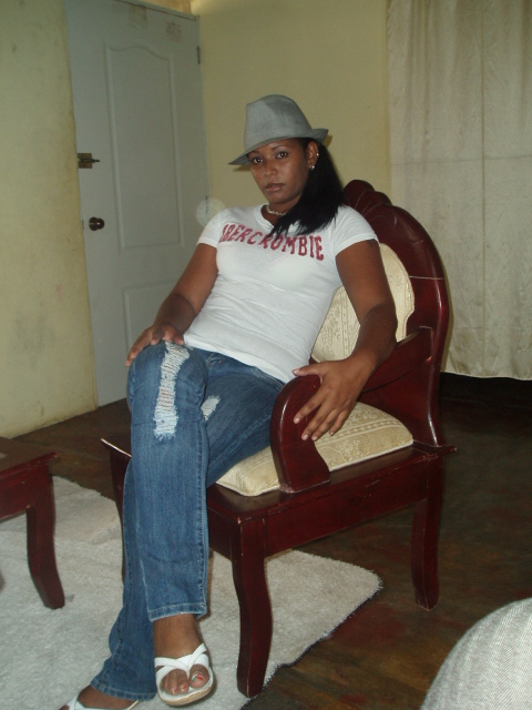 Date this hard body Dominican Republic girl Yaniri from Dajabon DO977