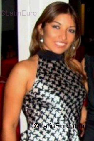 Date this delightful Colombia girl Rocio from Cali CO959