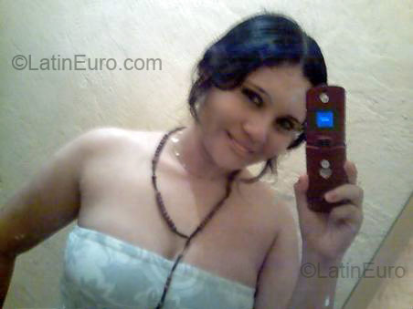 Date this foxy Mexico girl Isis Del Carmen from Salina Cruz MX56