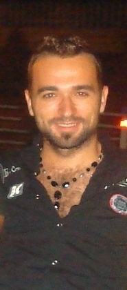 Date this hot Turkey man Emre from Istanbul TR16