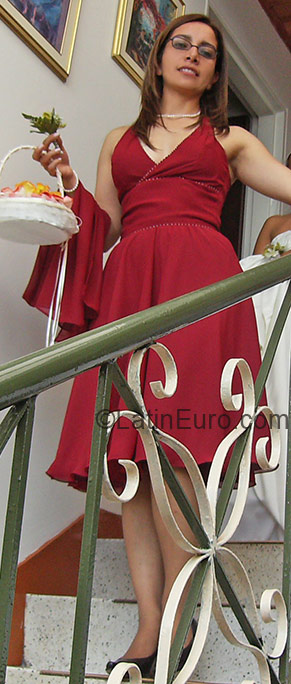 Date this tall Colombia girl Patricia from Bogota CO1068