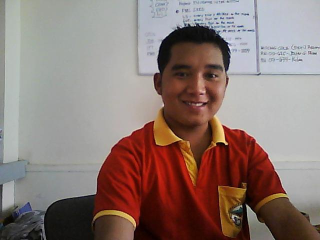 Date this voluptuous Philippines man Gaya from Lake Sebu PH141