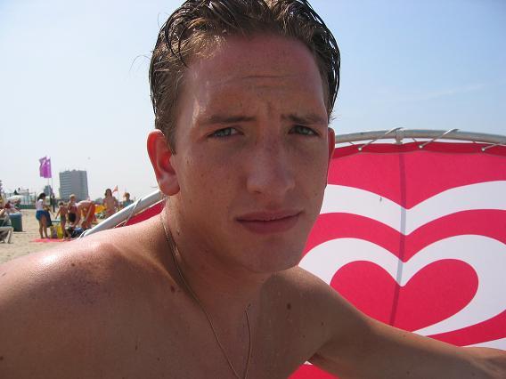 Date this hard body Netherlands man Johnnyblaze from Amsterdam NL55
