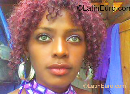 Date this tall Dominican Republic girl Debora from La Romana DO1200