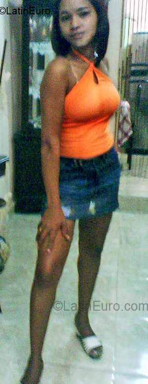 Date this exotic Dominican Republic girl Milly Joseline from Santo Domingo DO1207