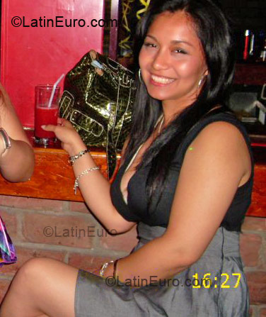 Date this tall Peru girl Mary Ann from Lima PE105