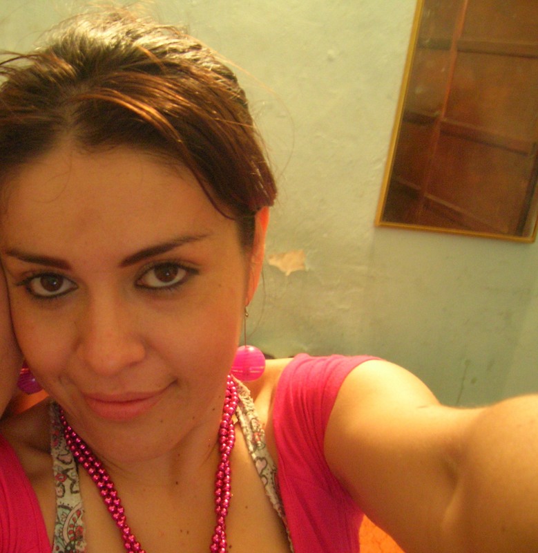 Date this gorgeous Colombia girl Rossyobolivar from cali CO1163